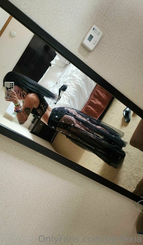 バスルームファックOnlyFans ポルノ 写真
