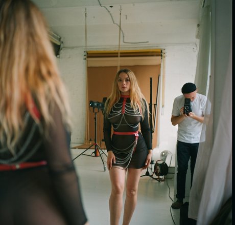 Olga Kobzar ヌードモデル 写真