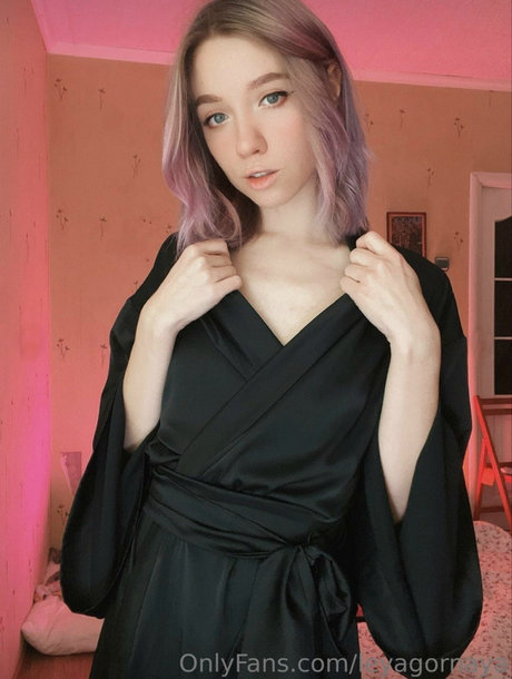 Leya Gornaya 可愛いモデル ギャラリー