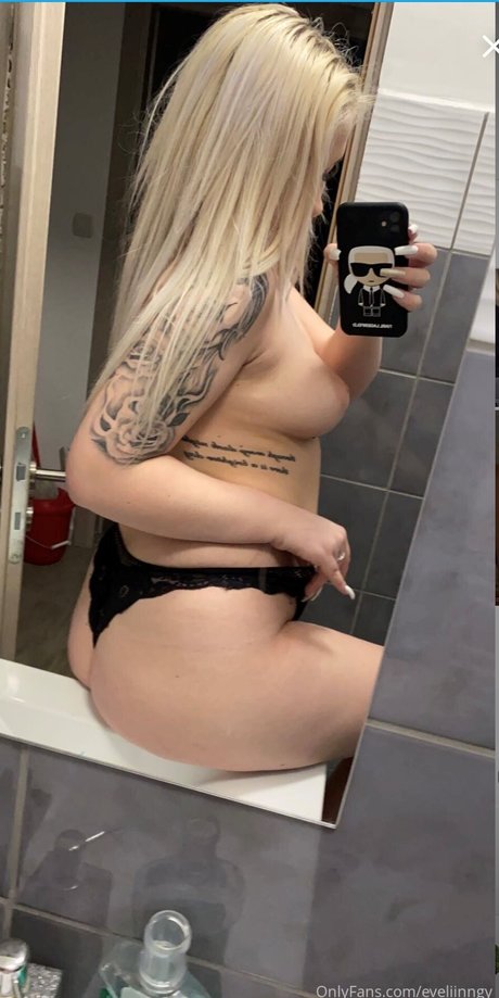eveliinngy アダルト女優 画像