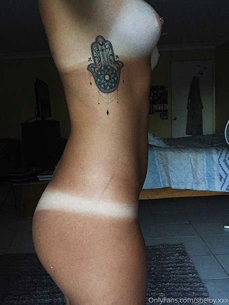Shelby Lucisano ホットスター 画像