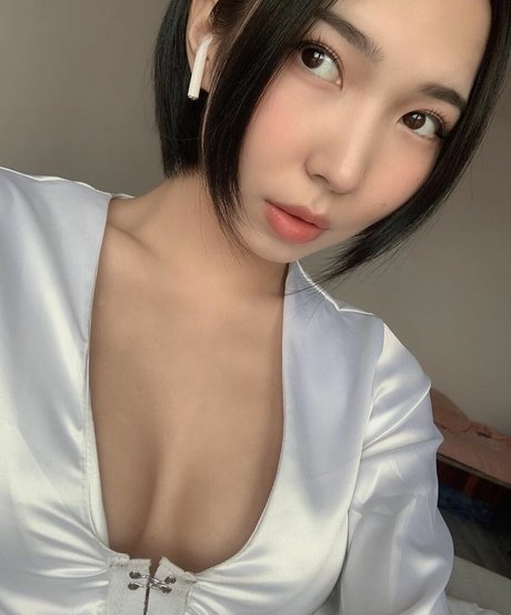 Ninja Vi セックスポルノスター 写真