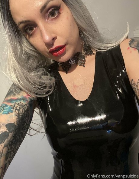 vanpsuicide トップモデル 画像
