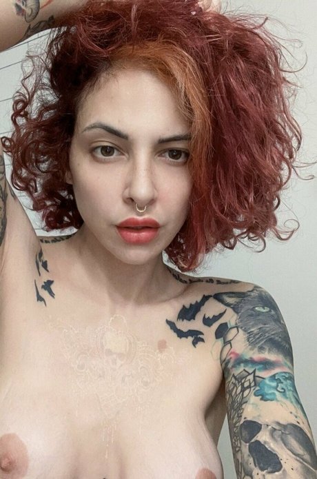 vanpsuicide 裸のモデル 写真