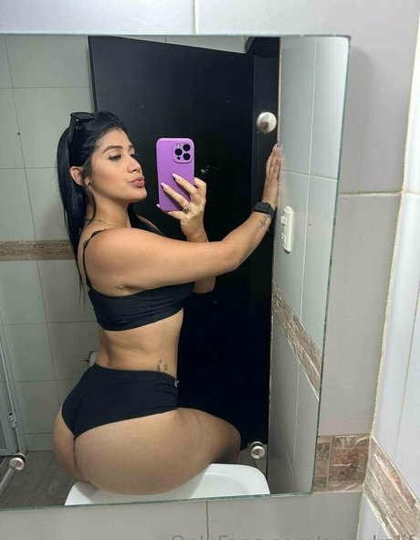 annykalif セクシーモデル 写真