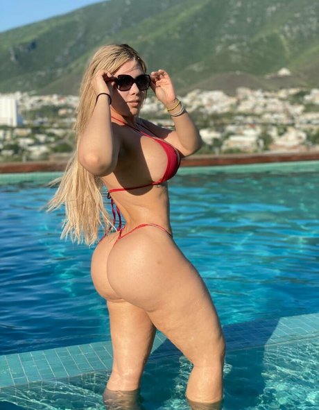 Desiree Gonzalez エロティックなポルノスター 写真