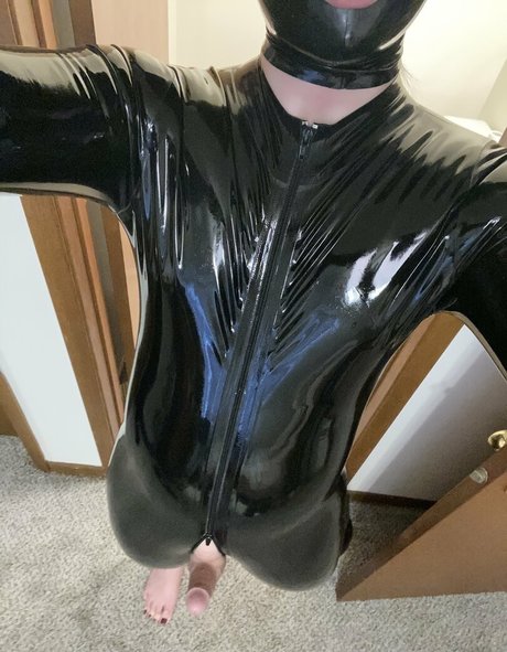 Scarlett Williams かわいいポルノスター 写真