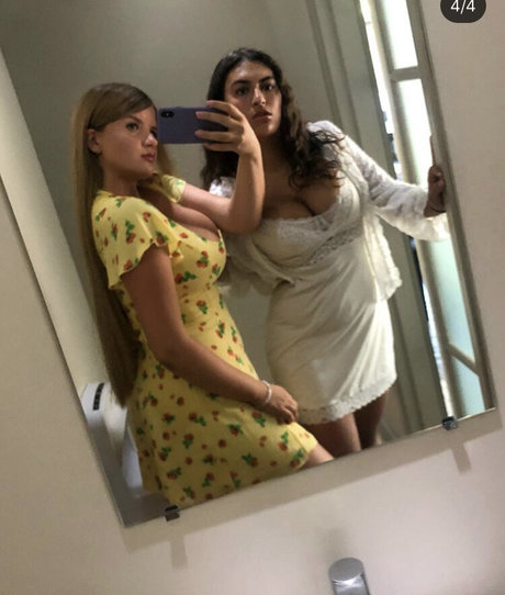 Elizabeth M 独占女優 写真
