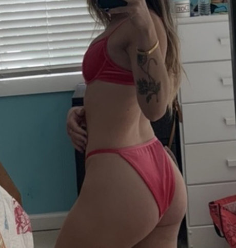 Casey Nixon セクシーなポルノスター 画像