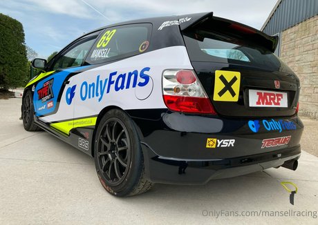 mansellracing ポルノ女優 写真
