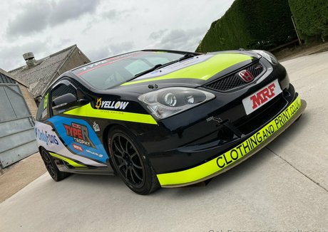 mansellracing エロティック女優 写真