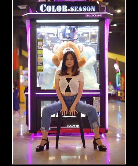 MonicaJeyincaNatasya 限定スター 画像