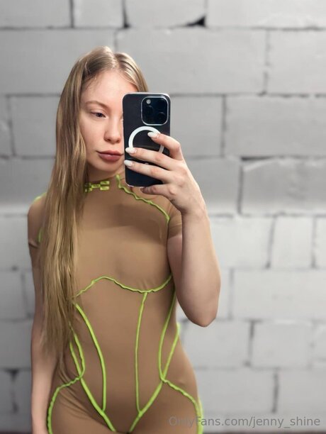 jenny shine トップポルノスター 写真