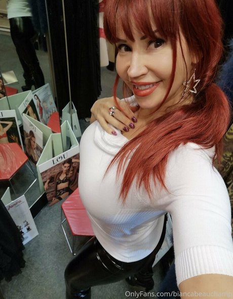 biancabeauchamp 高品質のポルノスター 写真
