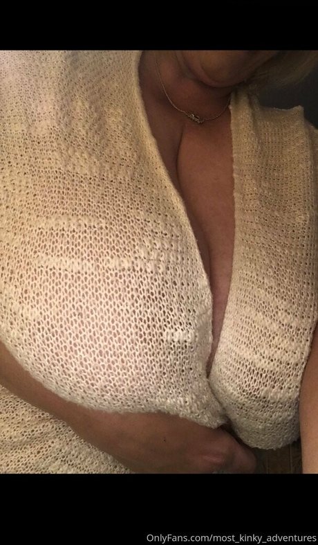 most kinky adventures ポルノスター 可愛い 写真