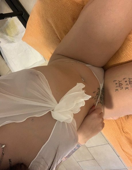 lararoxyrox セクシー女優 アーカイブ