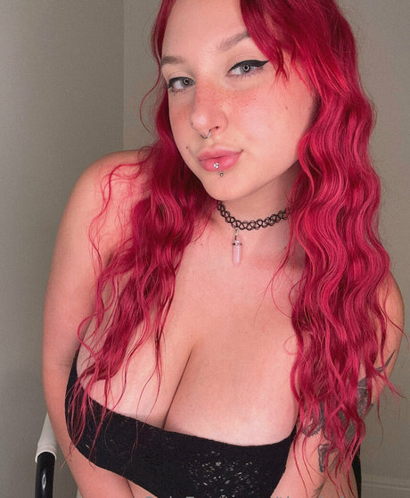theskylarvoxx ポルノ女優 写真