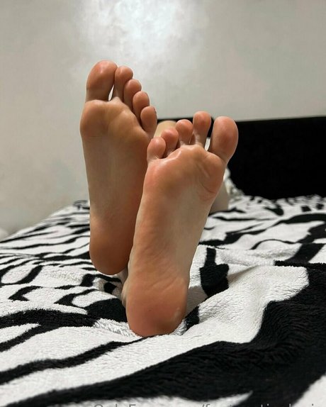 feetassticalexis アダルトスター 写真