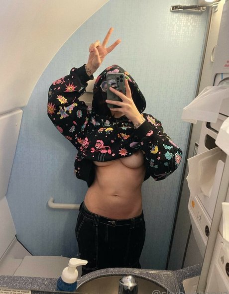 Skyhook Suicide ヌードスター 写真