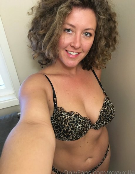 roxyrolla profile image