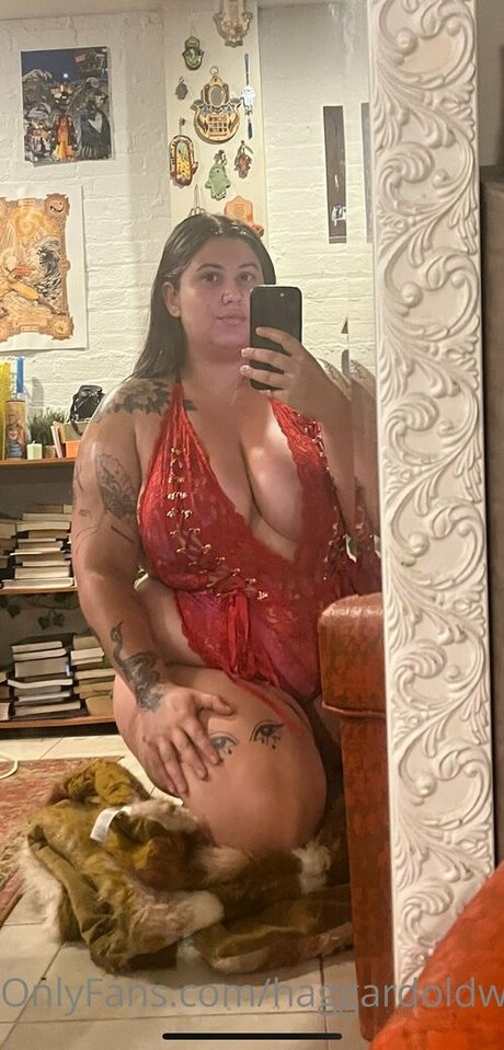 ナイロン足 オンリーファンズ ヌード 写真