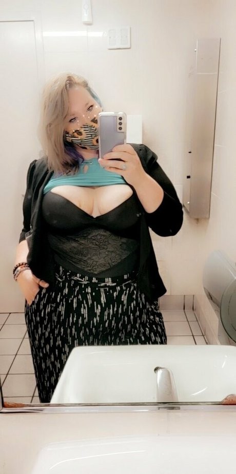 princesspeachrings 高品質のポルノスター ギャラリー