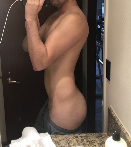 Robbie 独占ポルノスター 画像