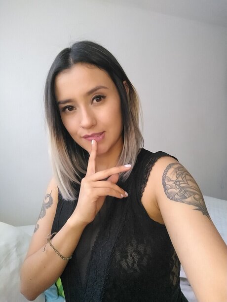 macarenaxx ポルノスター セクシー 画像