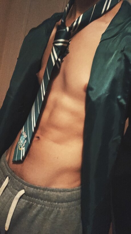 Nerd Nextdoor ポルノ女優 画像
