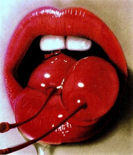 Sequin Cherry ポルノスター 写真