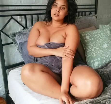 Simone De Jager 完璧なスター 写真