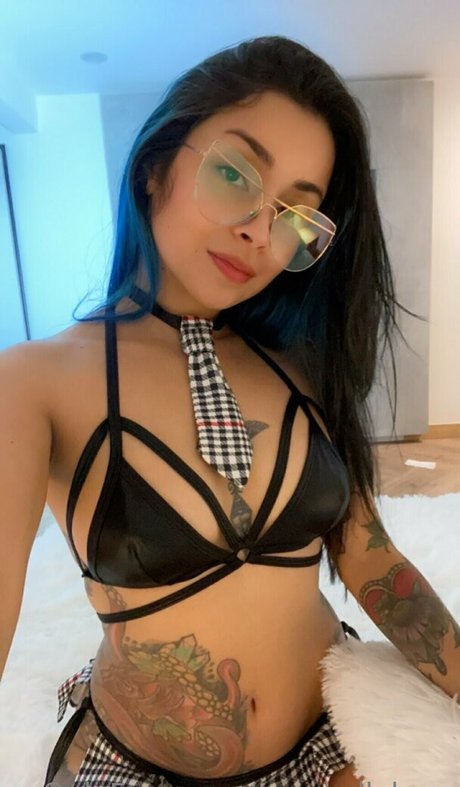 sexykellyluna アダルトスター 画像
