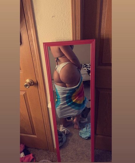 Mackenzie Spohn セクシーなスター 写真