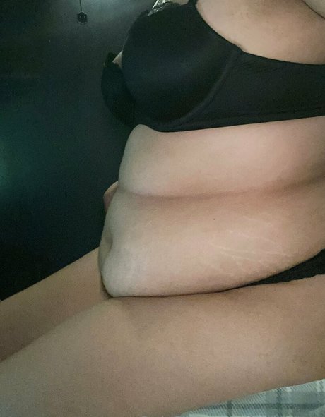 chubbyevilbrat top profile image