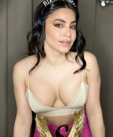 最もホットなアジアのオンリーファンズ 美しいヌード 写真