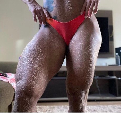 Debora Pereira セックススター 写真