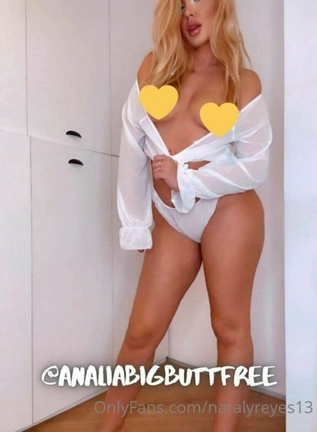 Huge Tits Nataly 最高のスター 写真