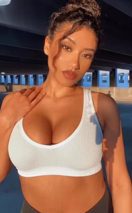 Tamia J ポルノスター xxx 画像