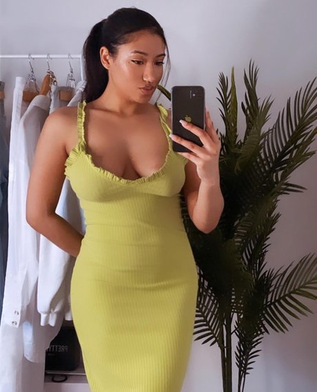 Tamia J モデル 写真