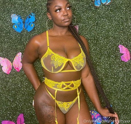 cinncityxxx 素敵な女優 写真