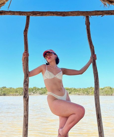 Marta Rodriguez ヌードのポルノスター 写真