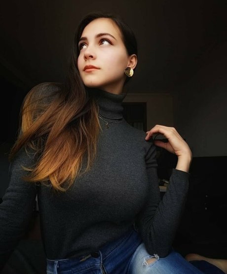 Daniela Derly ポルノモデル 写真