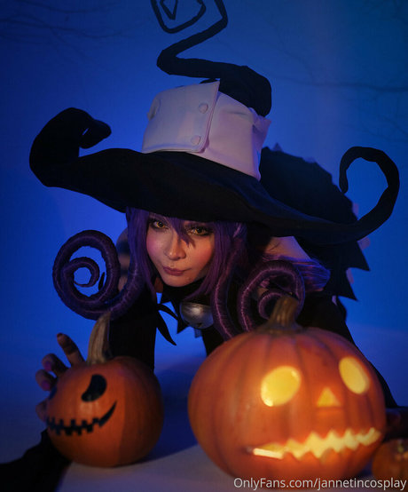 jannetincosplay 裸のモデル 写真