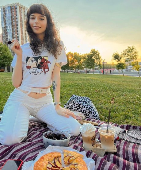 Teehohodka ホットなポルノスター 写真