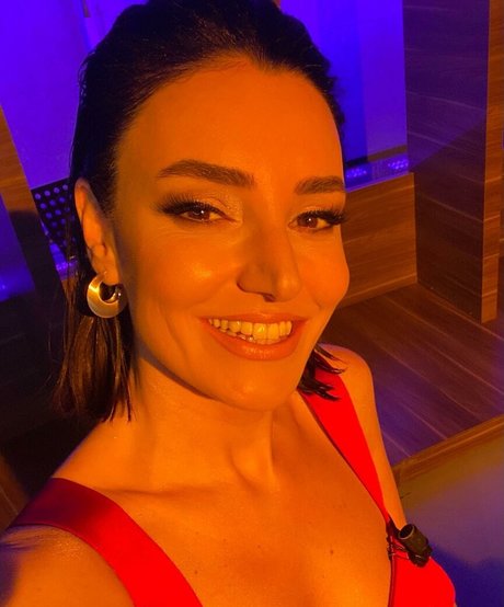 Sevcan Orhan ヌード女優 写真