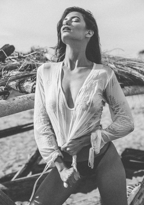 Lauren Marie Young HD女優 写真