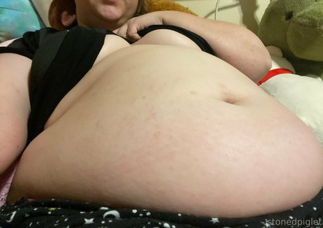 stonedpiglet ポルノスター ホット 写真