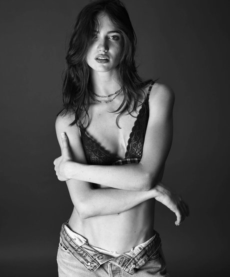 Sophia Piccirilli エロティックなスター ギャラリー