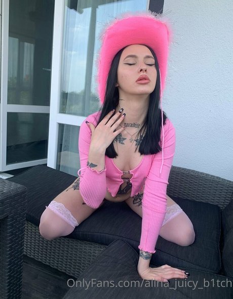 alina juicy b1tch エロティックなスター 画像