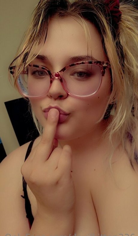 devilkitten336 ホットなポルノスター 写真